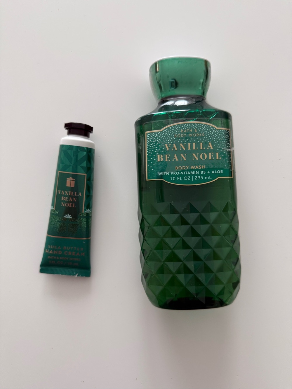 Bath & Body Works Vanilla Bean Noel Body Wash and Hand Cream